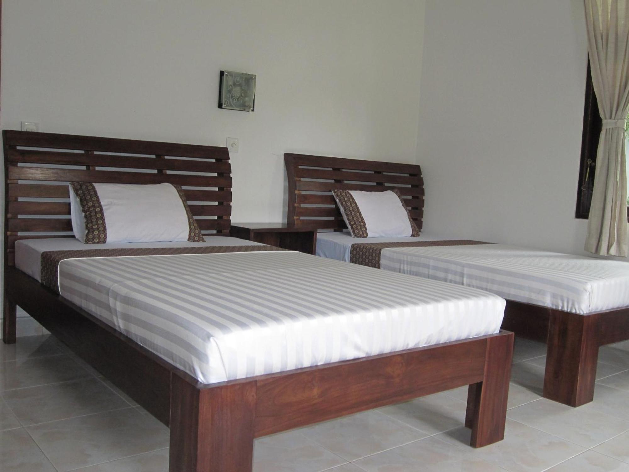 Galang Kangin Bungalows Amed Pokoj fotografie